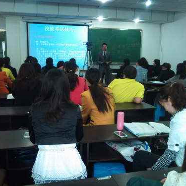 深圳如何办理物业经理证